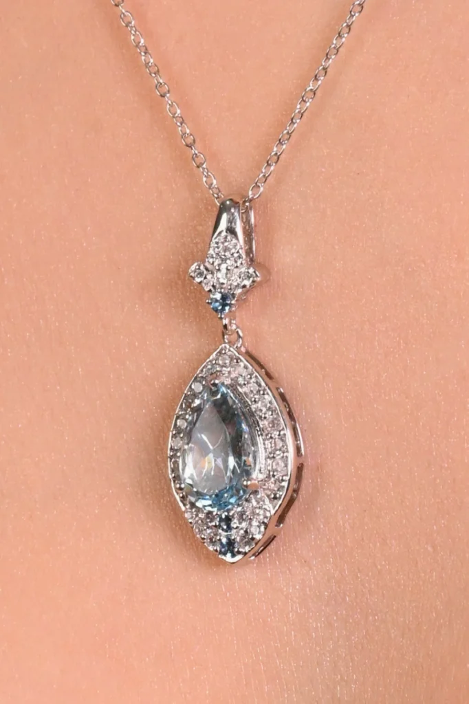 pendent 3